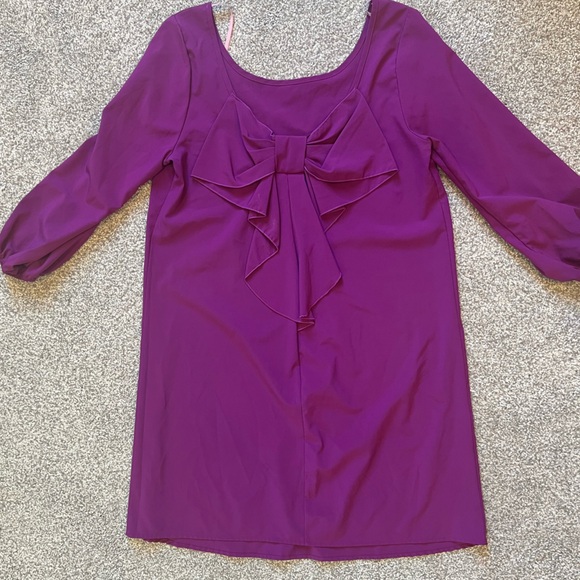 Summer dress with a pop of color! - Picture 3 of 4